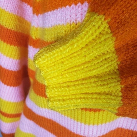 Womans Hand Knit Oversized Sweater Size M - Picture 7 of 10